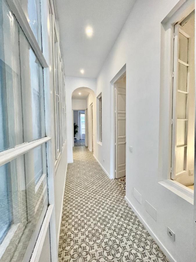 Puerta Azul 3 Bedroom Deluxe Apartment Malaga Bagian luar foto